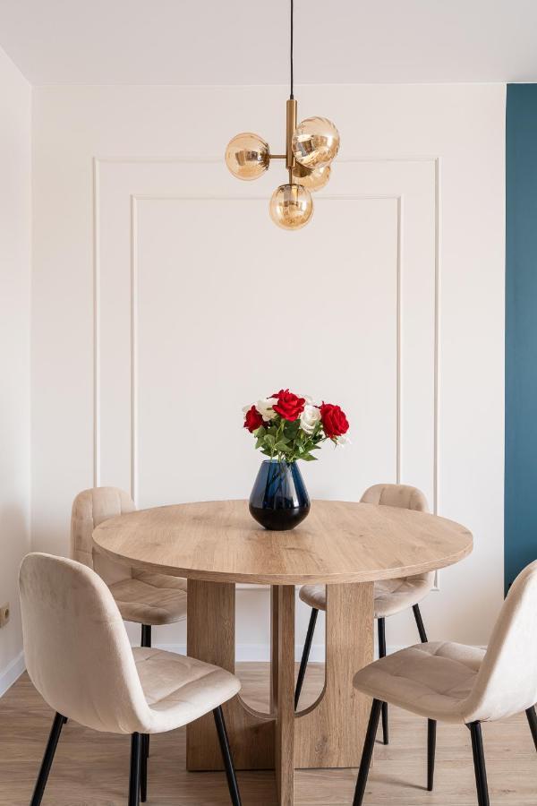 Rentplanet - Apartament Pilsudskiego วรอตซวาฟ ภายนอก รูปภาพ